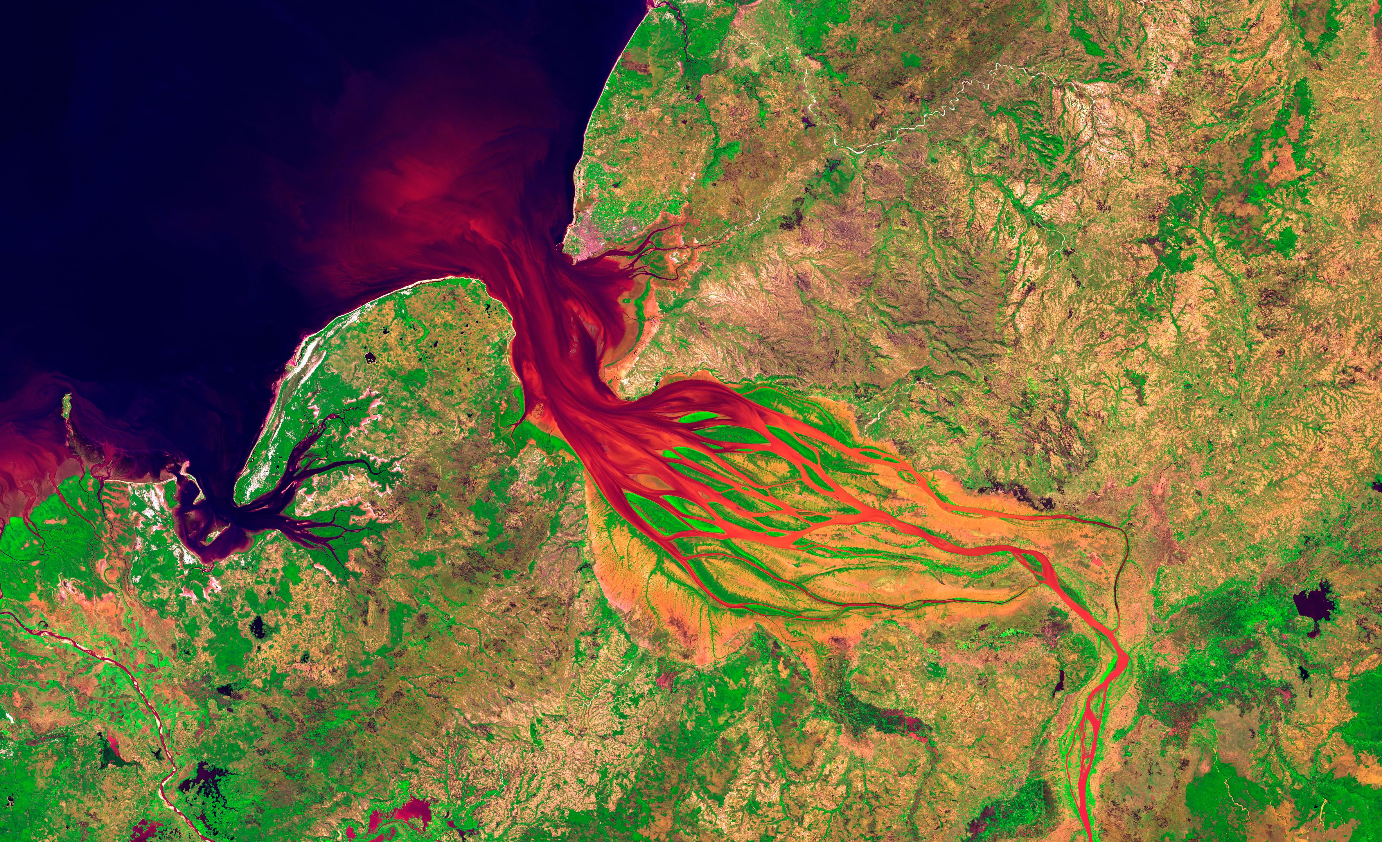 Estuario del rio Betsiboka Madagascar
