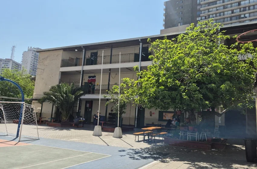 Red de sensores en escuelas públicas permitirá medir en tiempo real la calidad del aire en Santiago